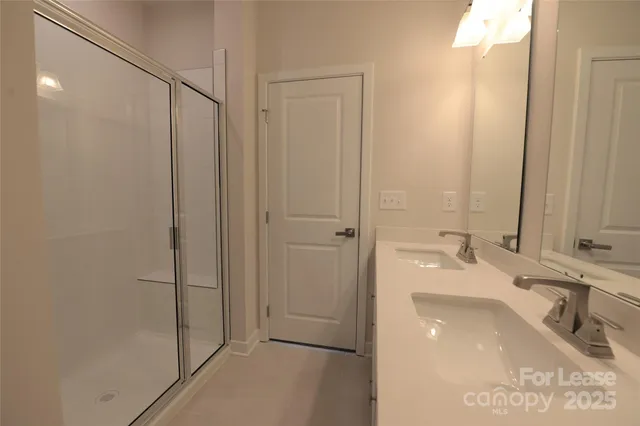 $2,300 | 3724 Ellington Street, Charlotte, NC 28211