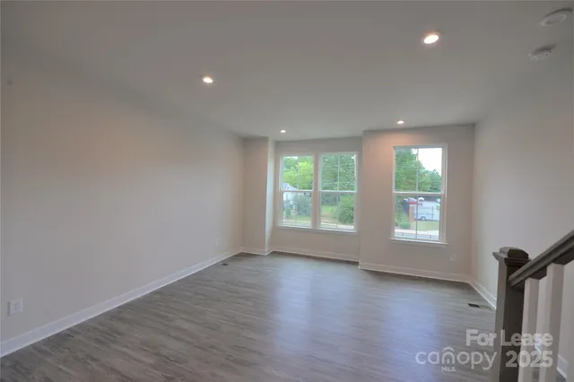 $2,300 | 3724 Ellington Street, Charlotte, NC 28211