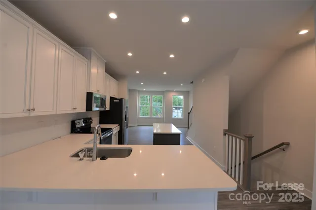 $2,300 | 3724 Ellington Street, Charlotte, NC 28211