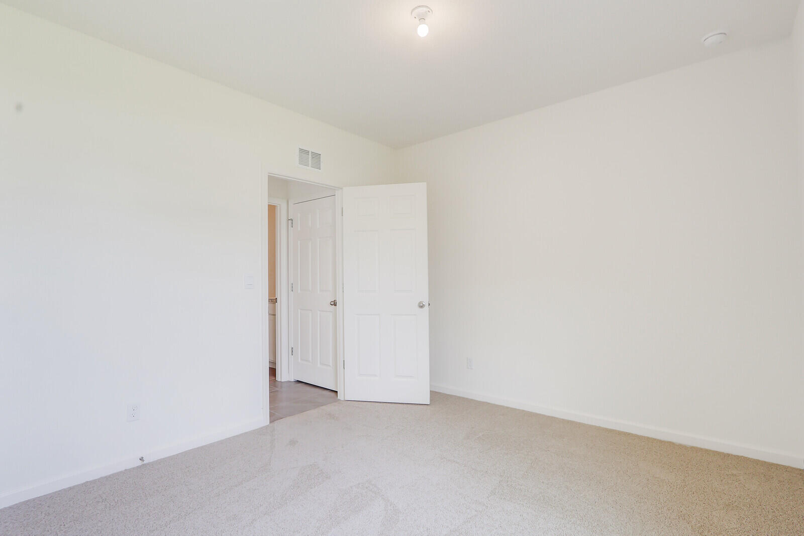 12335 Southwest Nettuno Way Port Port St. Lucie, FL 34987 - Photo 29 of 33