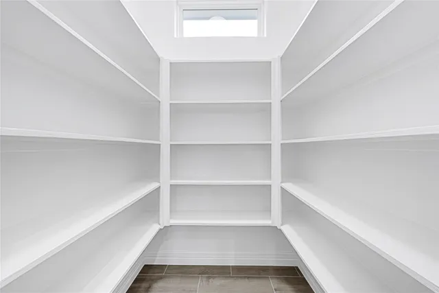 $365,000 | 509 Little Spg Court, Anahuac, TX 77514