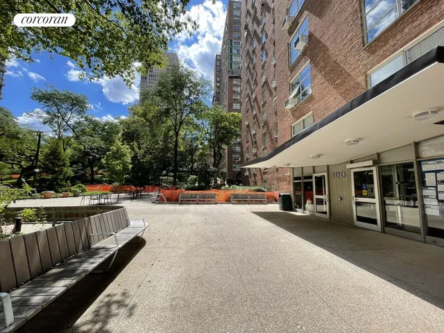 $585,000 | 100 La Salle Street, Unit 11H | Morningside Heights