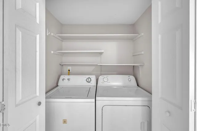 $1,550 | 1227 Jamestown Court, Cary, NC 27511