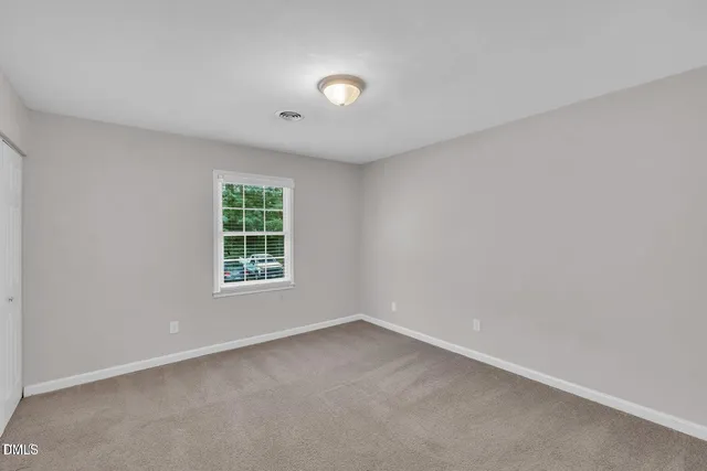 $1,550 | 1227 Jamestown Court, Cary, NC 27511