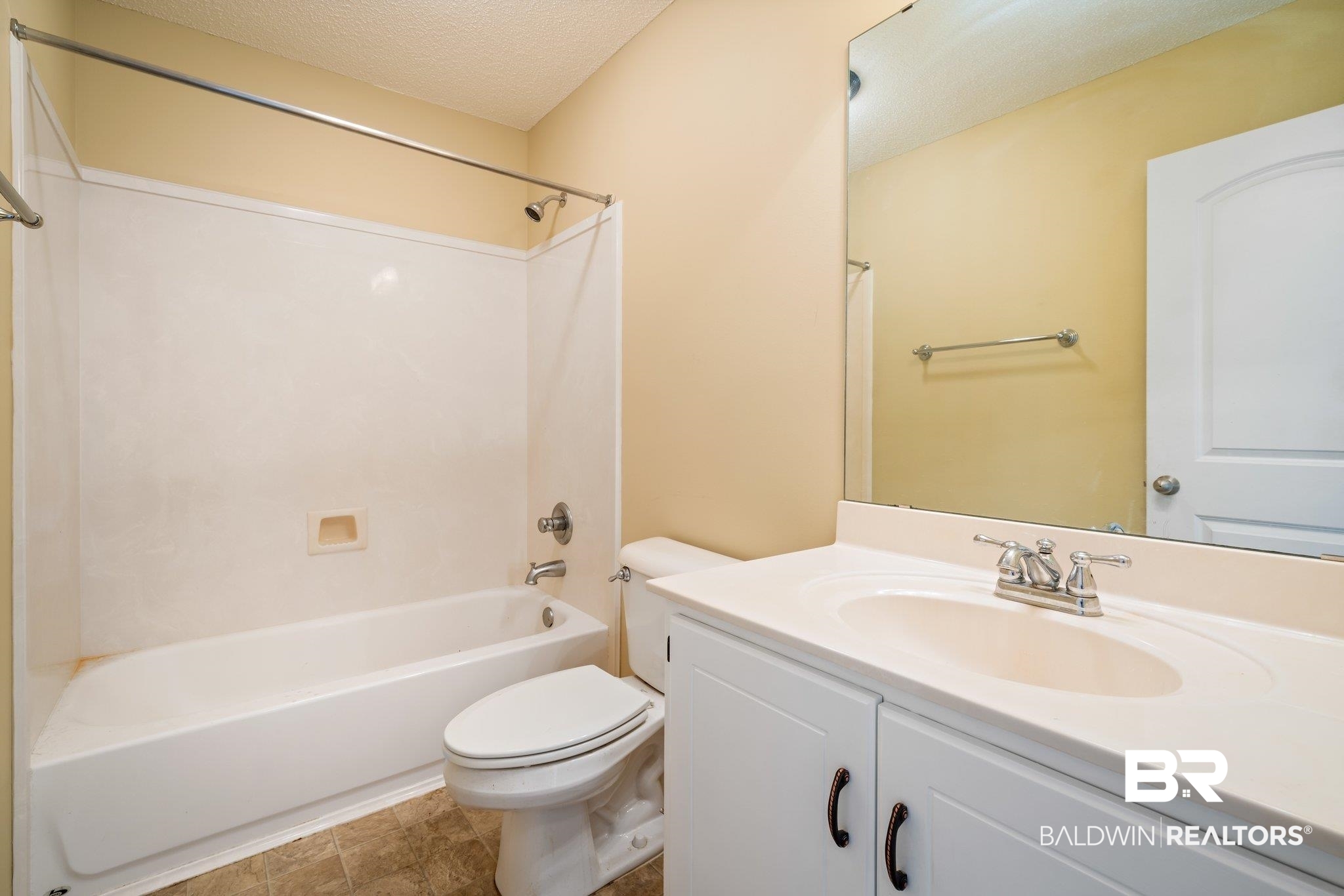 8590 Sable Court Semmes, AL 36575 - Photo 16 of 24