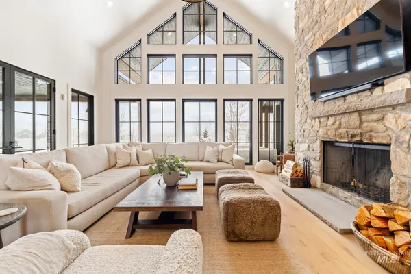 $1,985,000 | 11 Larkspur Circle, McCall, ID 83638