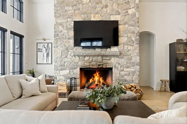 $1,985,000 | 11 Larkspur Circle, McCall, ID 83638