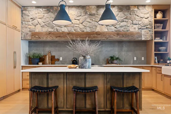 $1,985,000 | 11 Larkspur Circle, McCall, ID 83638
