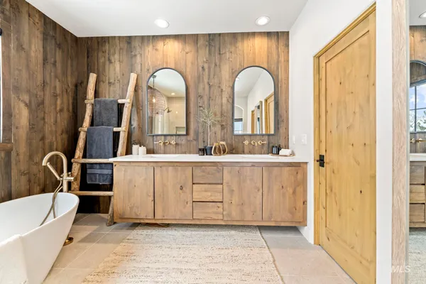 $1,985,000 | 11 Larkspur Circle, McCall, ID 83638