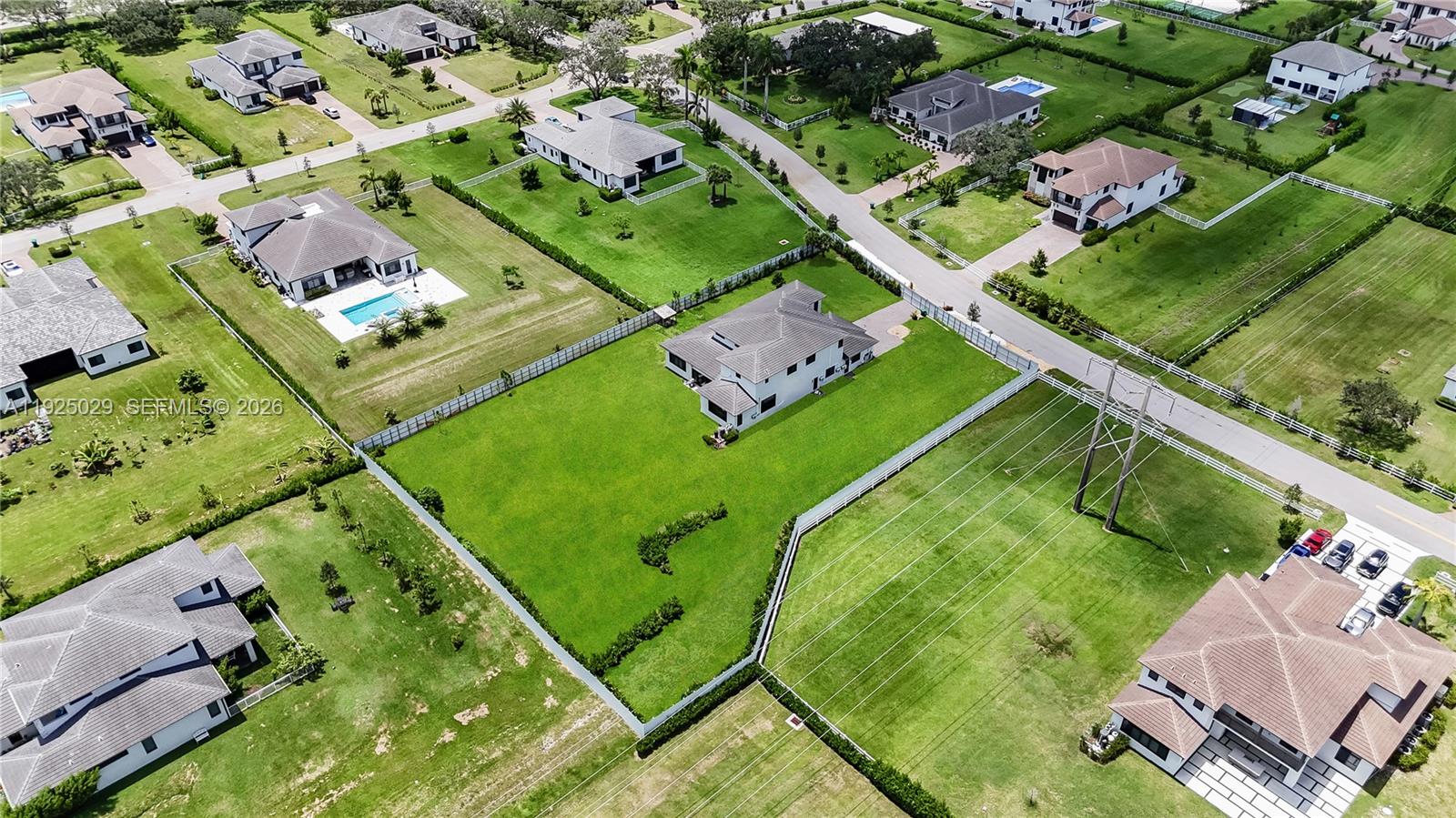 15846 Southwest 49th Street Southwest Ranches, FL 33331 - Photo 37 of 38 an aerial view of a football ground
