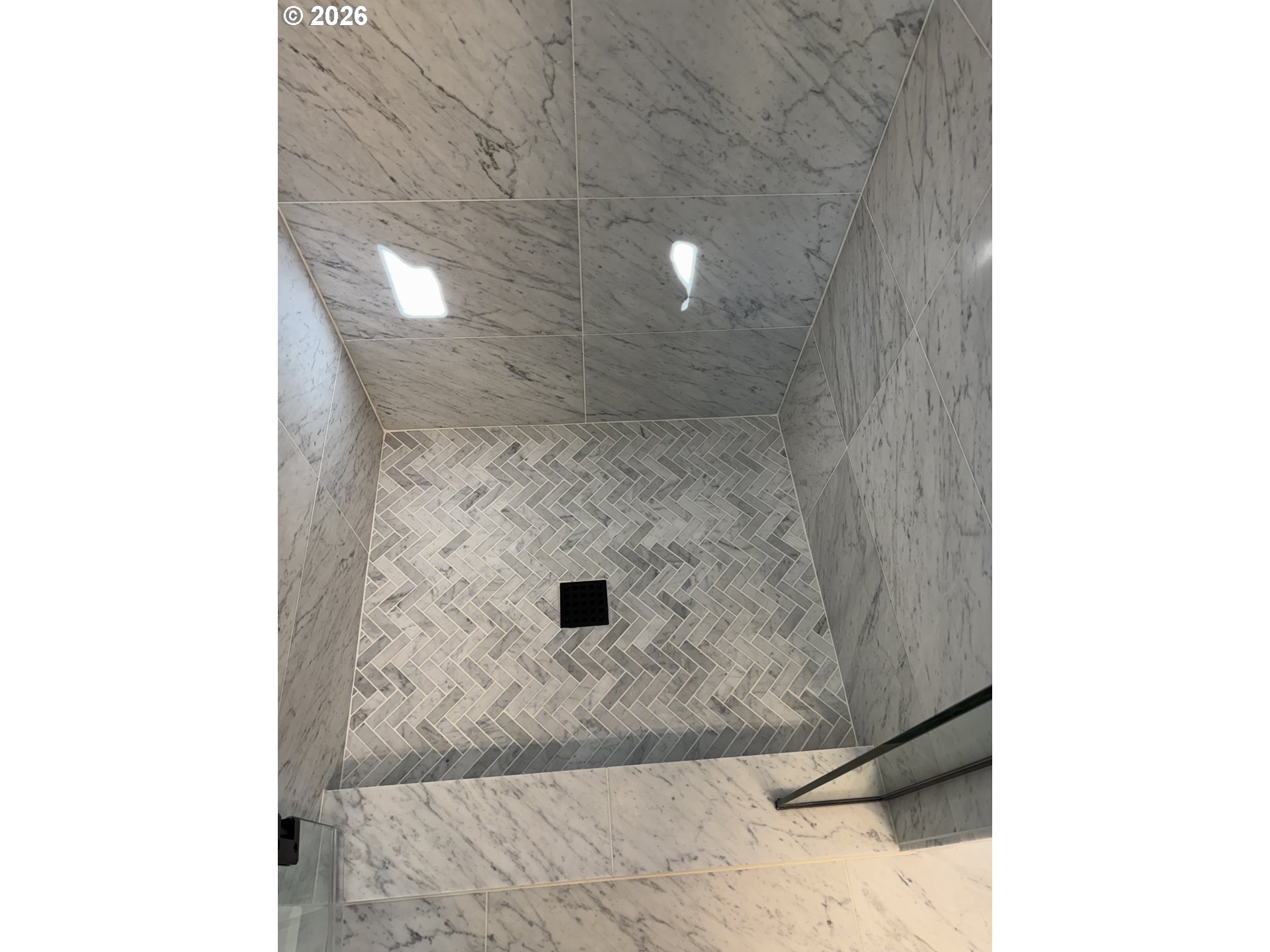 4235 Southeast Division Street Portland, OR 97206 - Photo 5 of 24