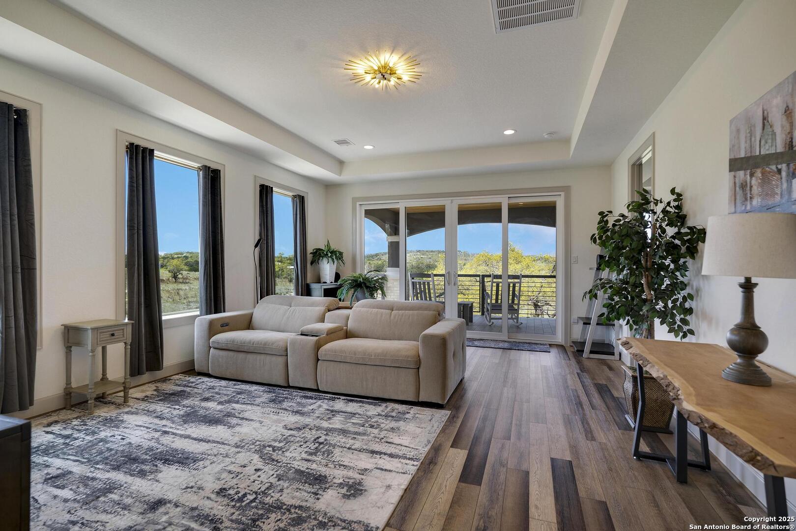 321 Vista View Place Spring Branch, TX 78070 - Photo 16 of 46