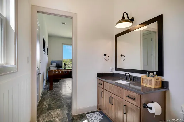 $1,750,000 | 321 Vista View Place, Spring Branch, TX 78070