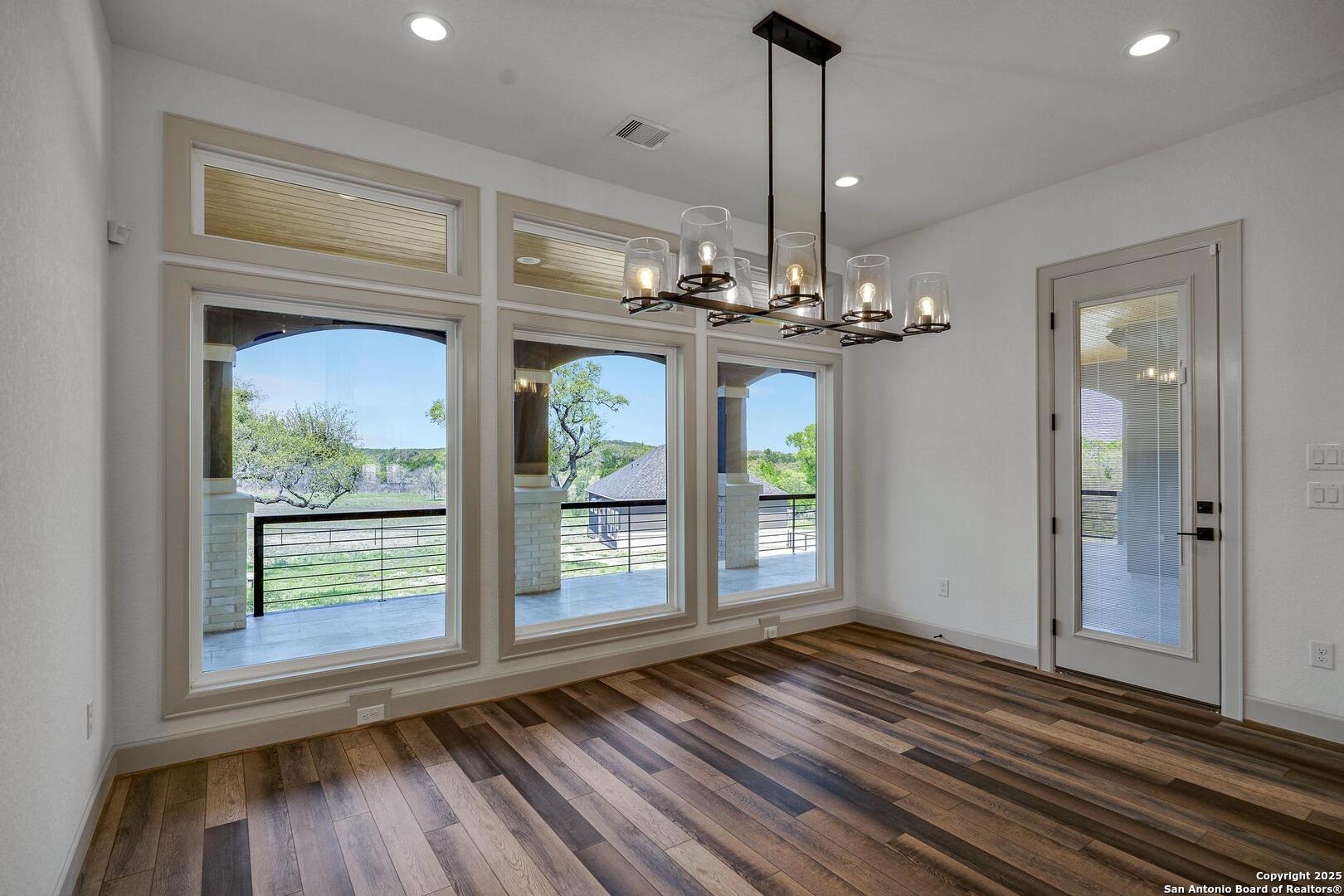 321 Vista View Place Spring Branch, TX 78070 - Photo 9 of 47