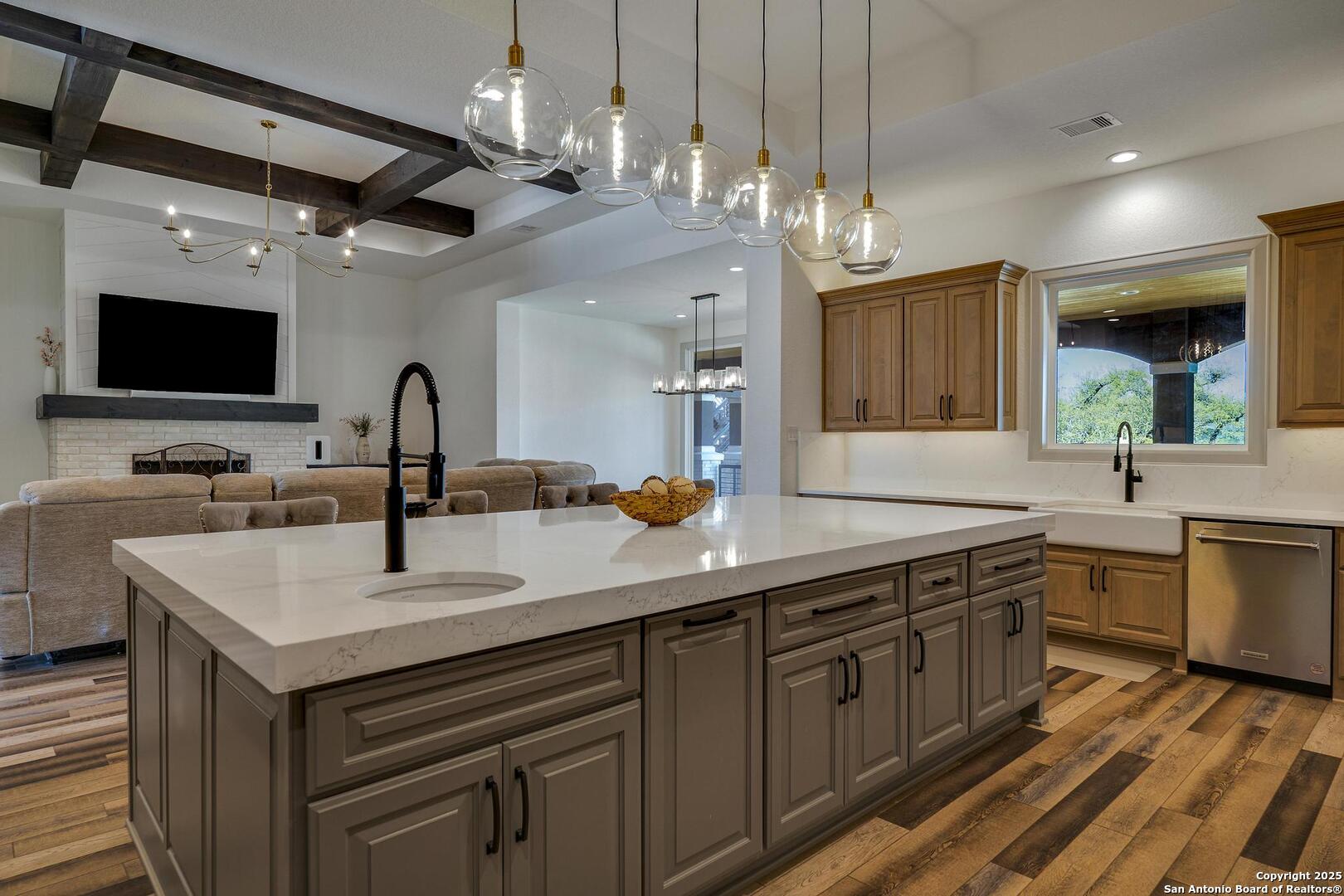 321 Vista View Place Spring Branch, TX 78070 - Photo 10 of 46