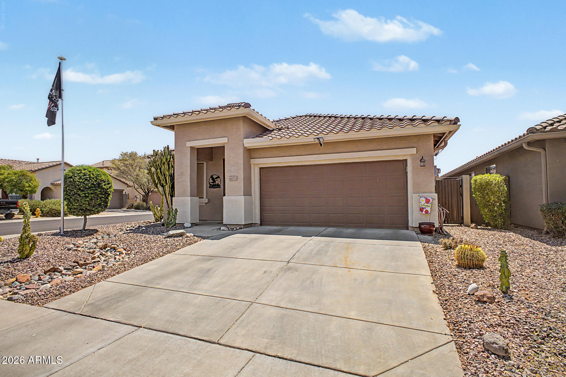 40013 North River Bend Road Anthem, AZ 85086 - Photo 4 of 47