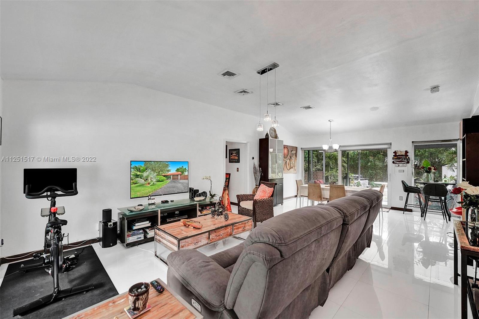 480 Northwest 88th Terrace El Portal, FL 33150 - Photo 29 of 46