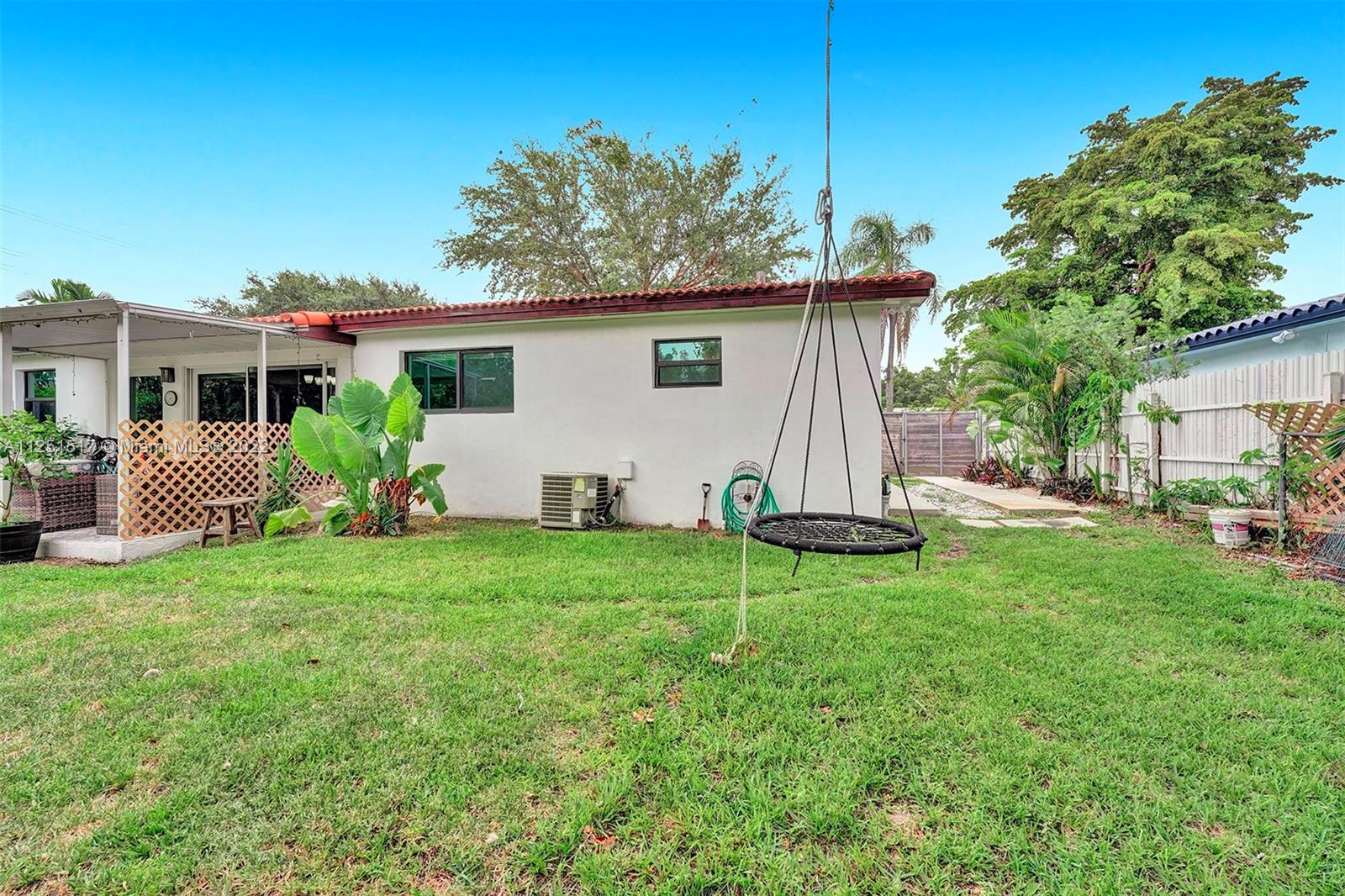 480 Northwest 88th Terrace El Portal, FL 33150 - Photo 32 of 46