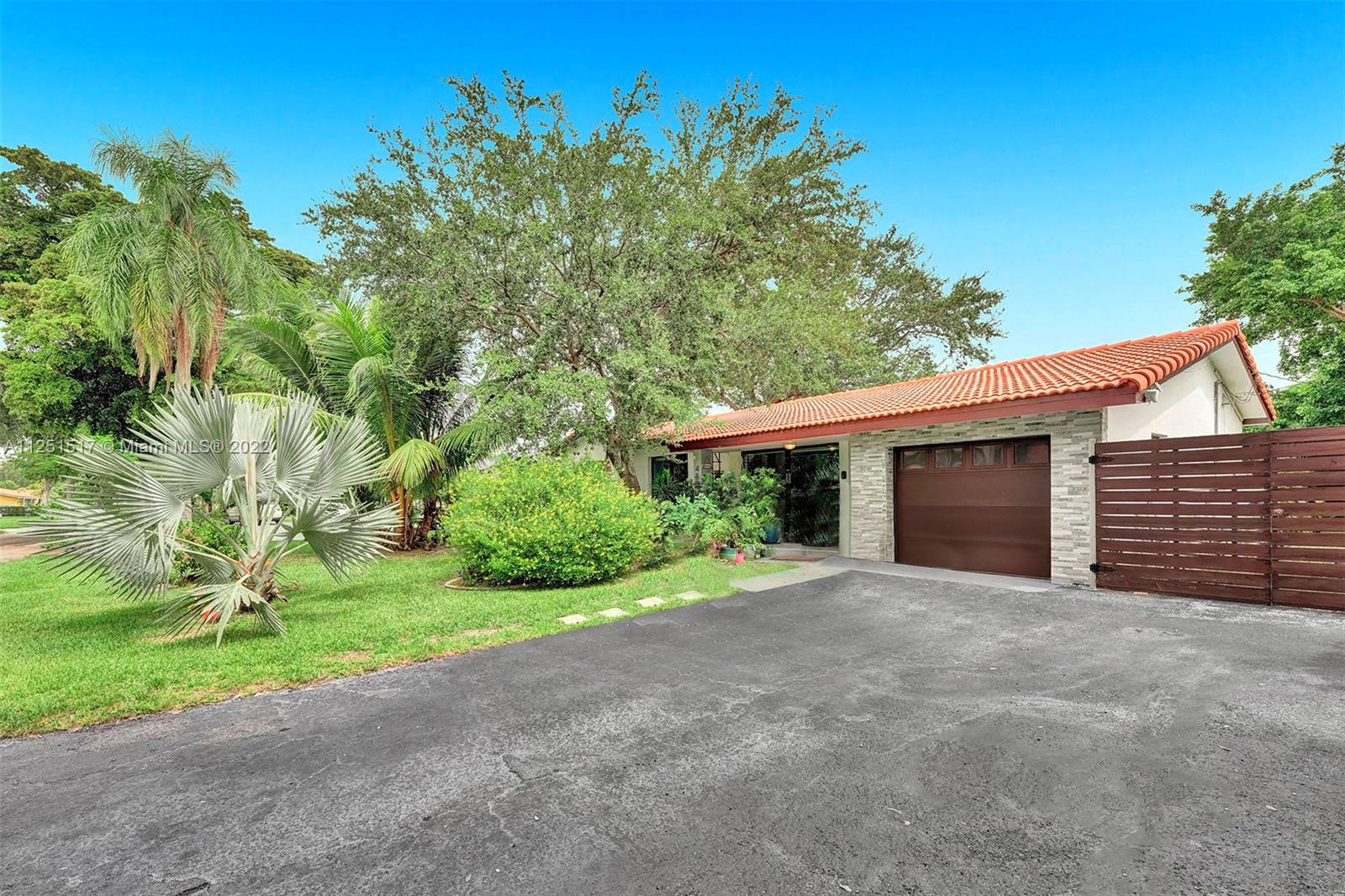 480 Northwest 88th Terrace El Portal, FL 33150 - Photo 39 of 46