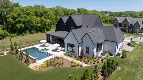 $2,599,900 | 6083 Porters Union Way, Arrington, TN 37014