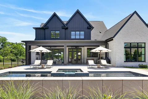 $2,599,900 | 6083 Porters Union Way, Arrington, TN 37014