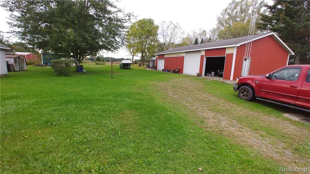 1530 Carleton Rockwood Road Carleton, MI 48117 - Photo 16 of 49 20181010_103737.jpg