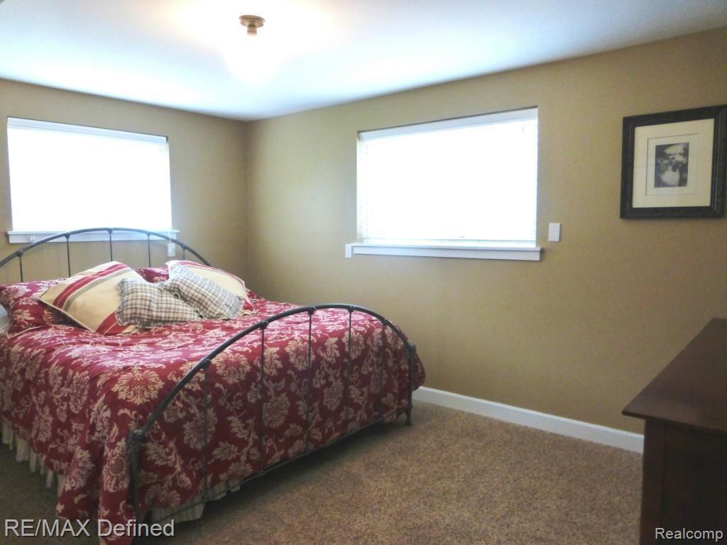 3544 Beach Road Troy, MI 48084 - Photo 9 of 24 2014-05-13 23.46