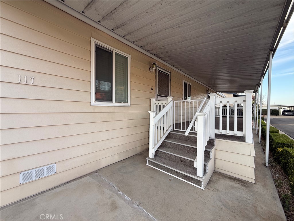14851 Jeffrey Road, Unit 117 Irvine, CA 92618 - Photo 6 of 45 a view of entryway