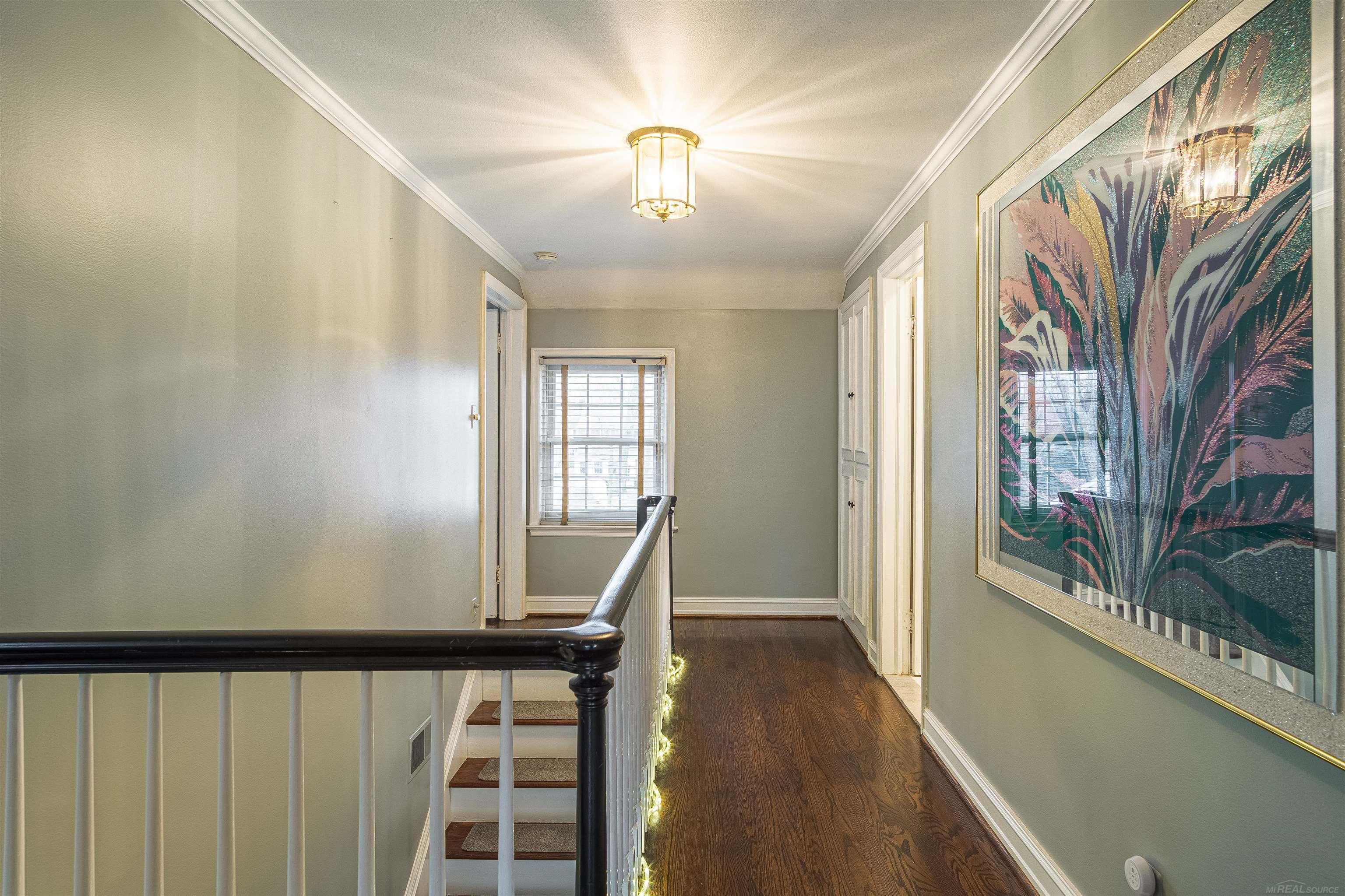 1644 Severn Road Grosse Pointe, MI 48236 - Photo 28 of 45 50102890-27.JPG
