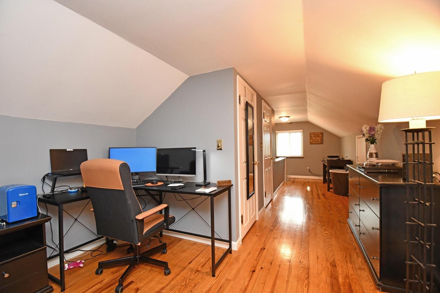 3045 Werk Road Cincinnati, OH 45211 - Photo 23 of 45 Gallery Image 23