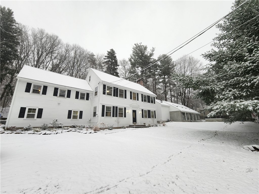 599 Harris Avenue Woonsocket, RI 02895 - Photo 2 of 48 Gallery Image 2