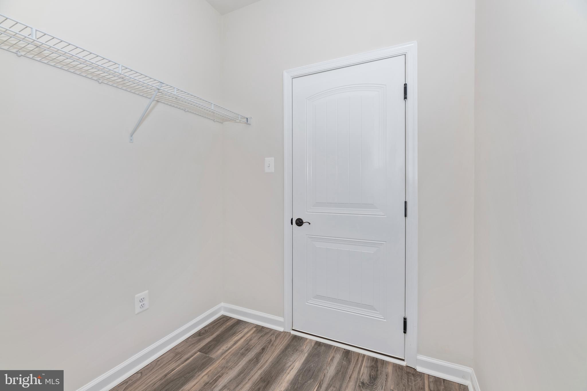 6720 Hemlock Point Road New Market, MD 21774 - Photo 20 of 49 First Floor Mudroom