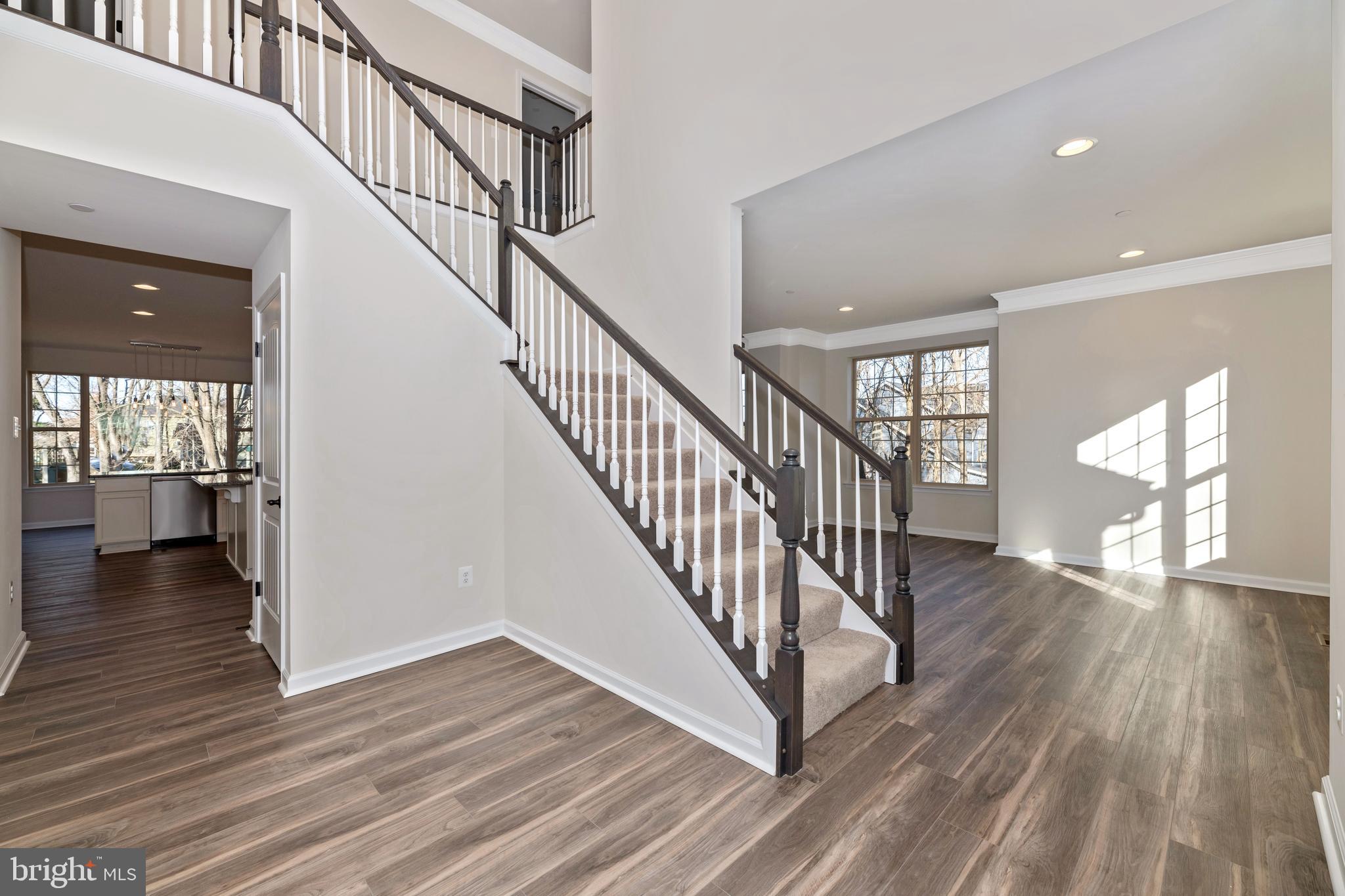 6720 Hemlock Point Road New Market, MD 21774 - Photo 21 of 49 2-Story Foyer