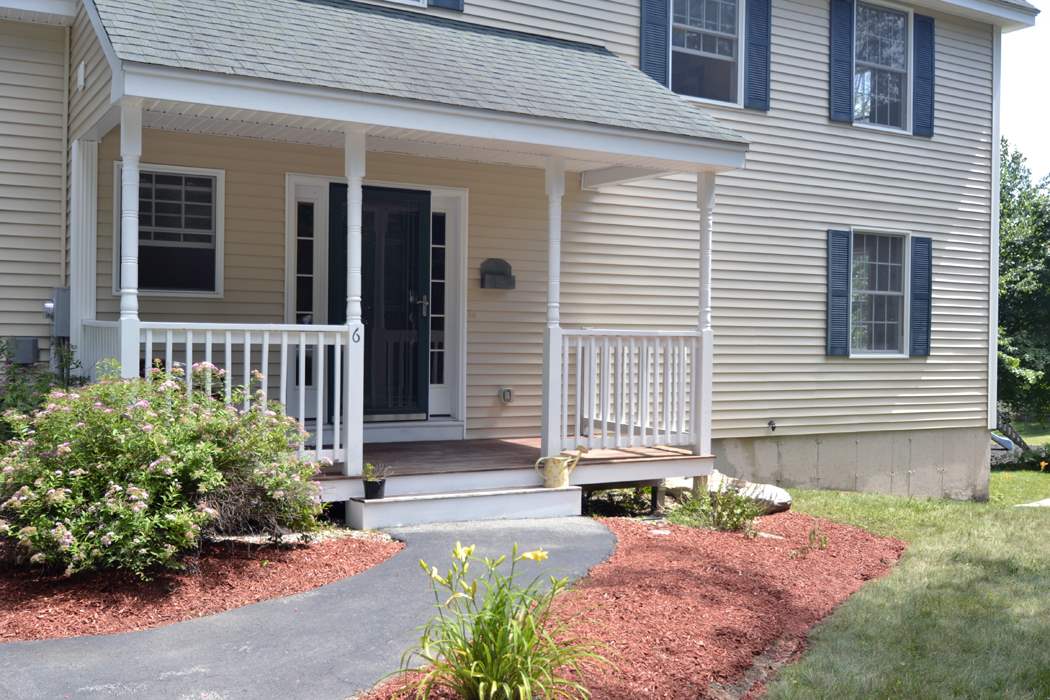 6 Dove Road Hooksett, NH 03106 - Photo 4 of 20