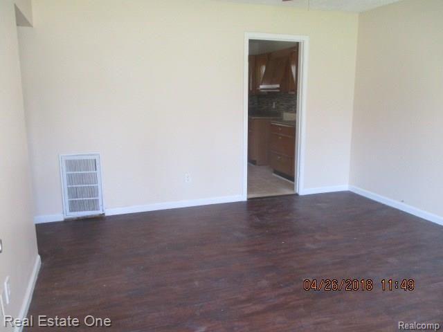 6306 Beech Daly Road Taylor, MI 48180 - Photo 2 of 24 20604 Annapolis 116.JPG