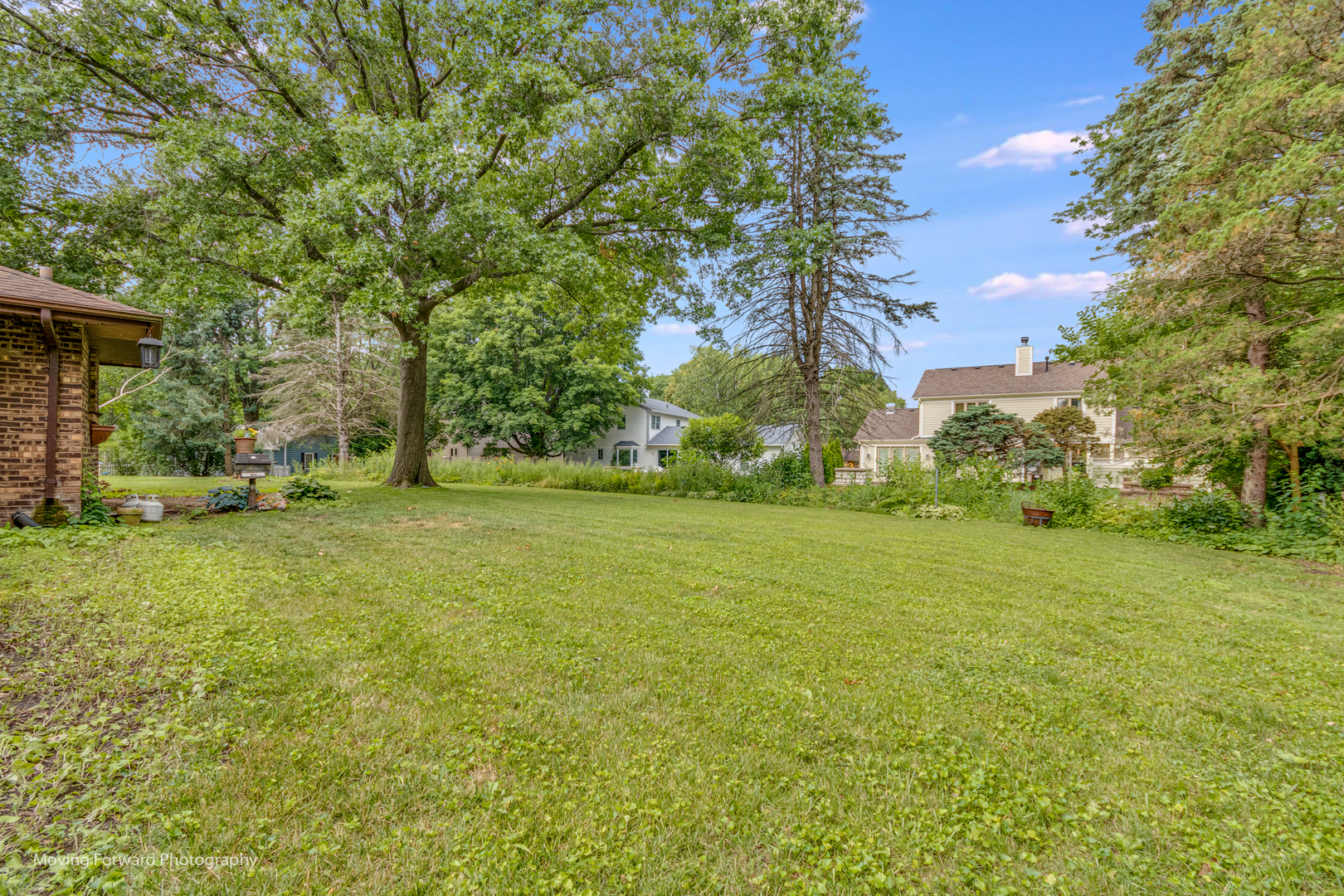 4 Cedar Gate Circle Sugar Grove, IL 60554 - Photo 34 of 34 a view of a field of grass and trees