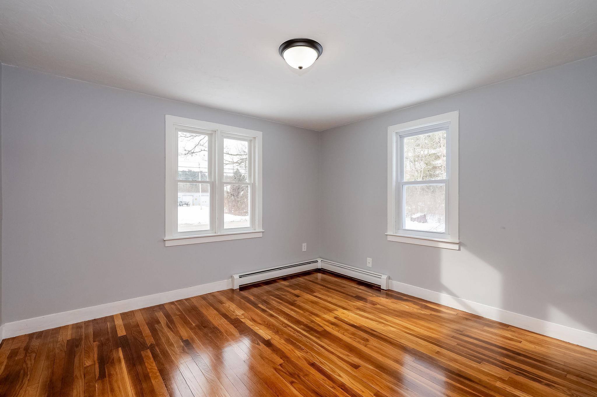 141 Flagg Road Rochester, NH 03839 - Photo 11 of 39