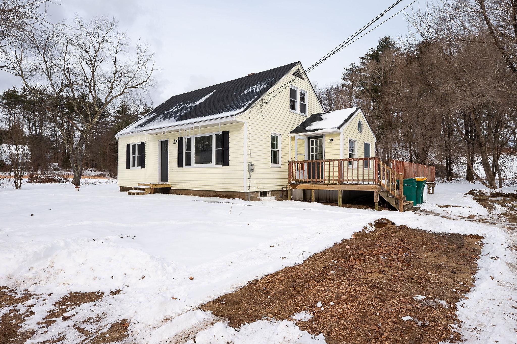 141 Flagg Road Rochester, NH 03839 - Photo 13 of 39