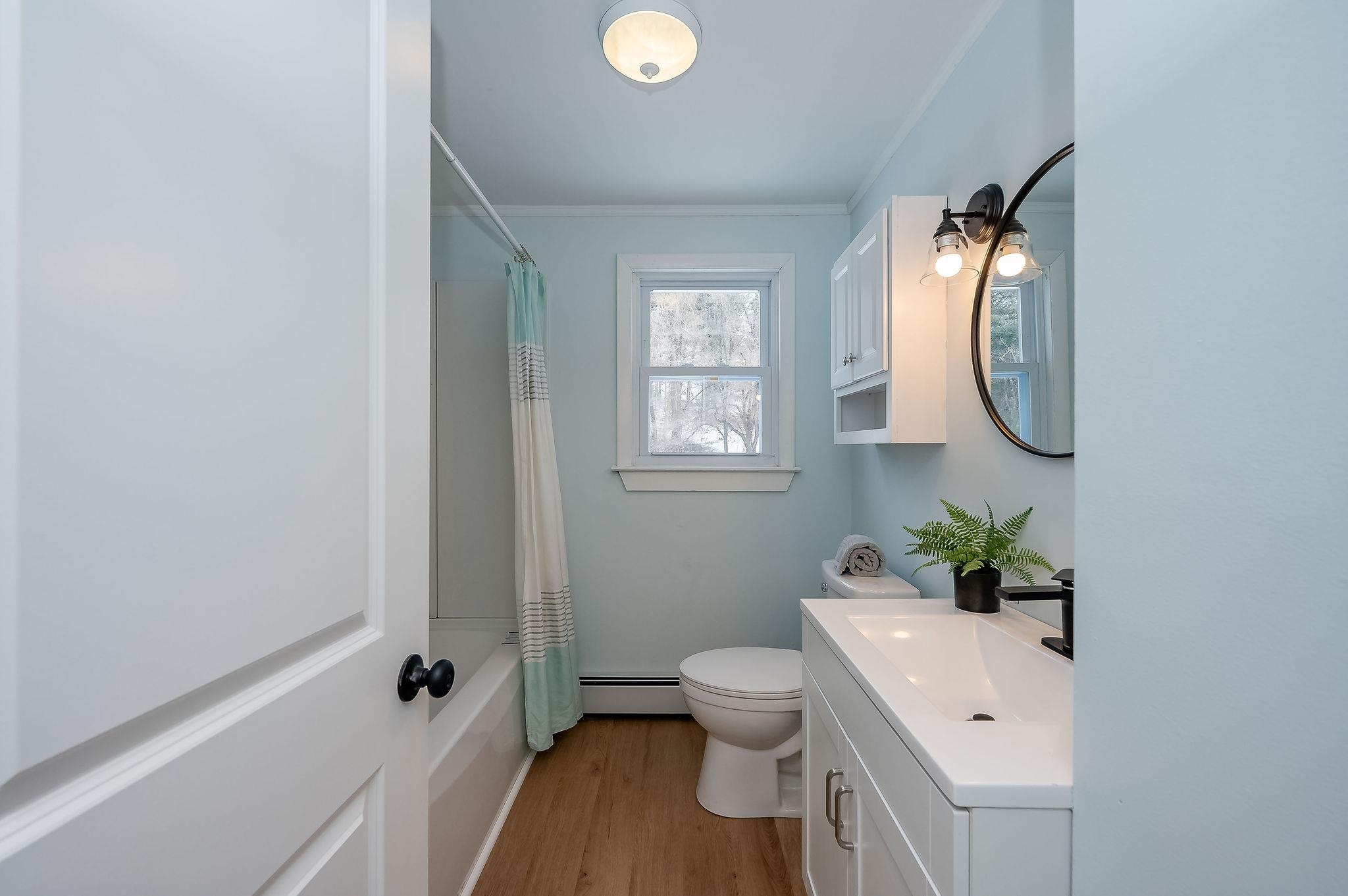 141 Flagg Road Rochester, NH 03839 - Photo 8 of 39