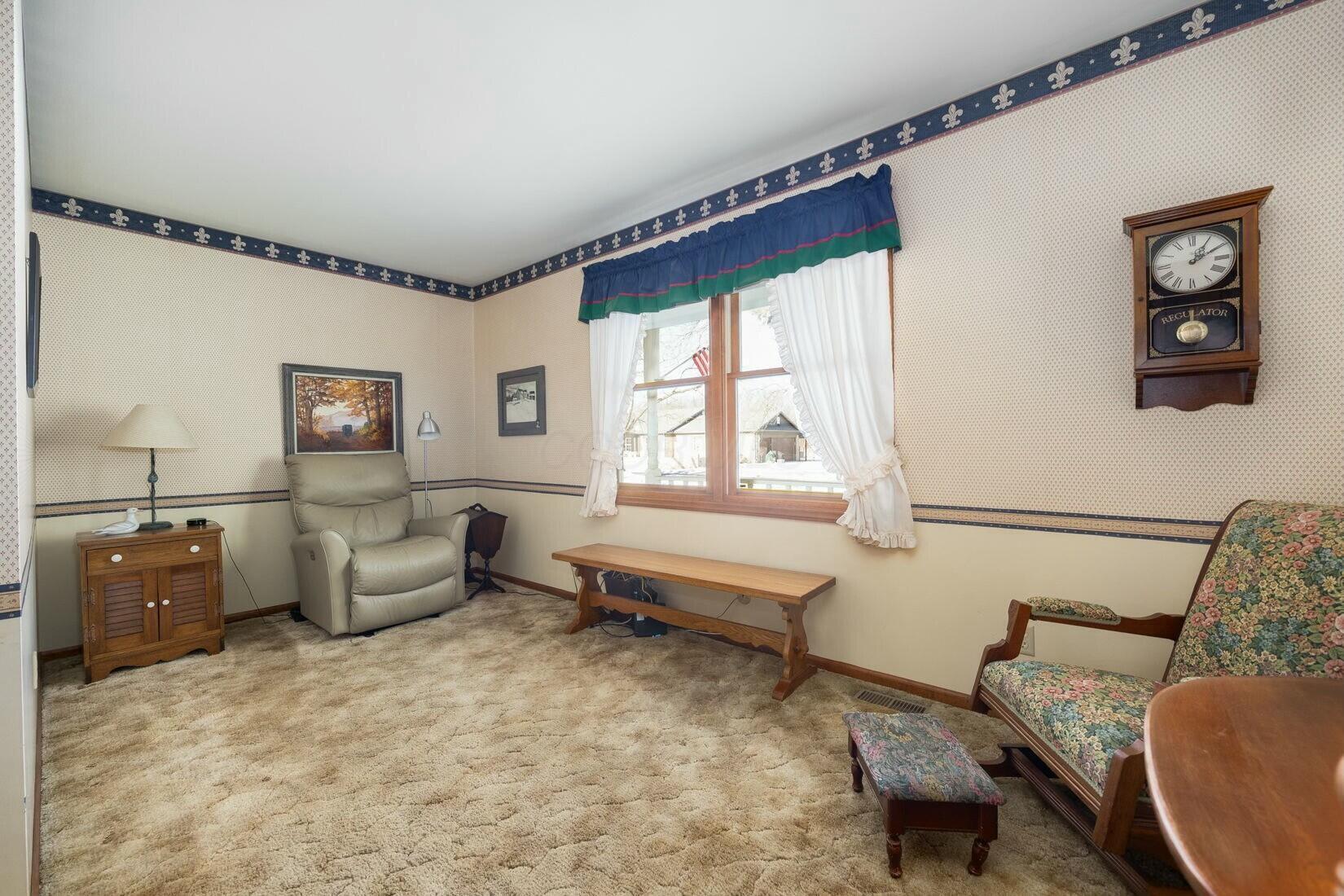 4446 Dublin Road Columbus, OH 43221 - Photo 23 of 62 1st floor office or optional 4th bedroom