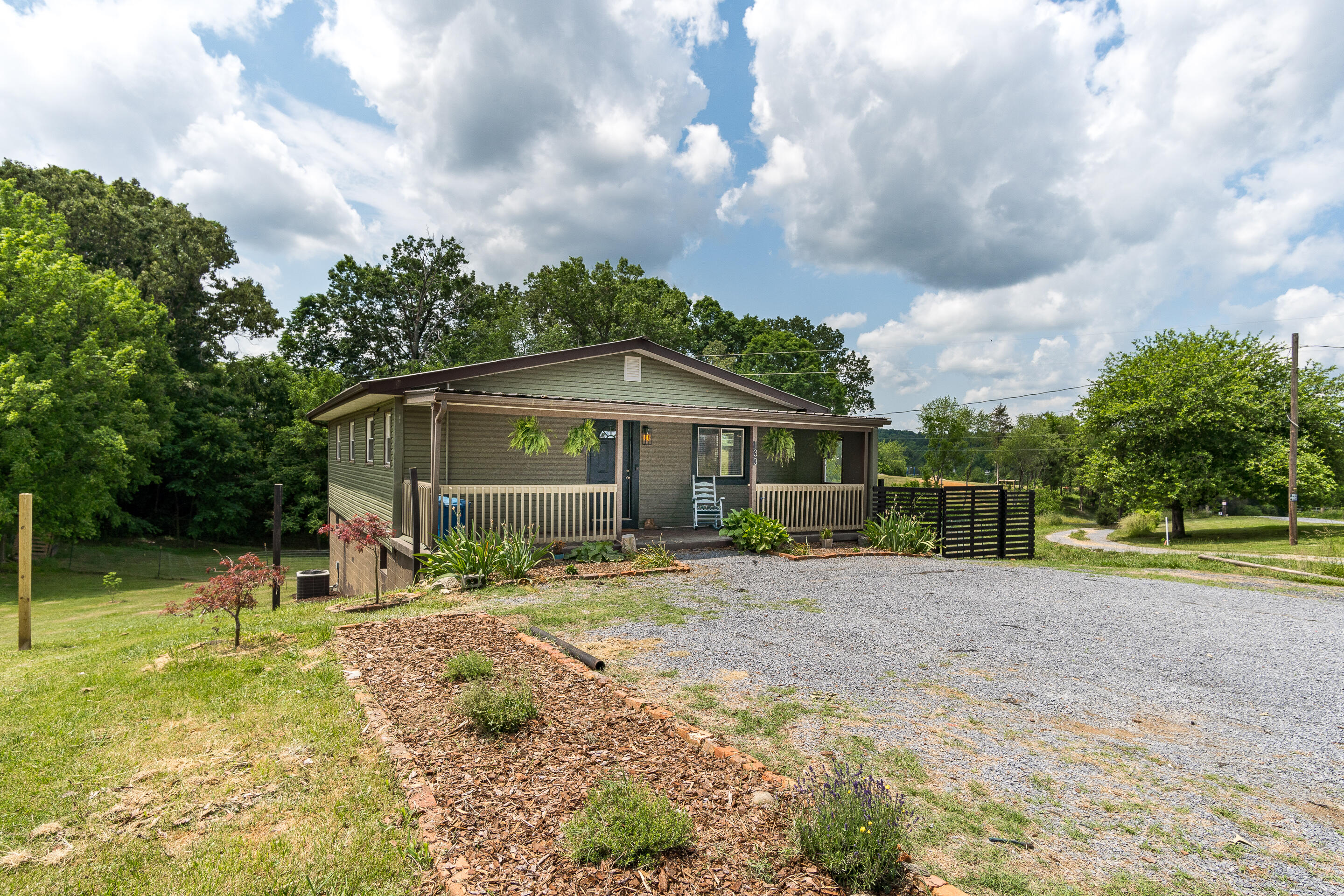 133 Kitzmiller Road Gray, TN 37615 - Photo 3 of 40 exterior-5