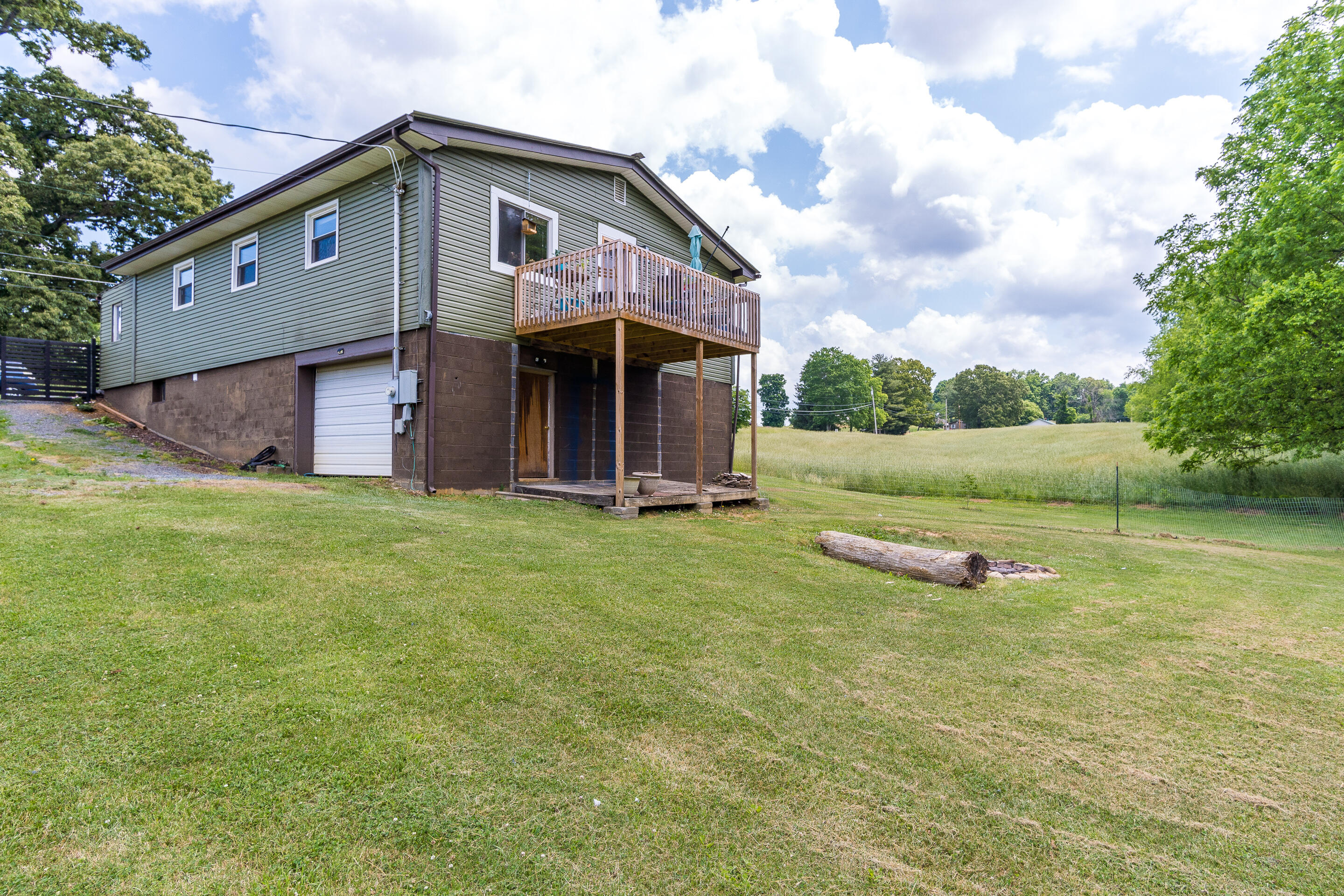 133 Kitzmiller Road Gray, TN 37615 - Photo 32 of 40 exterior-13