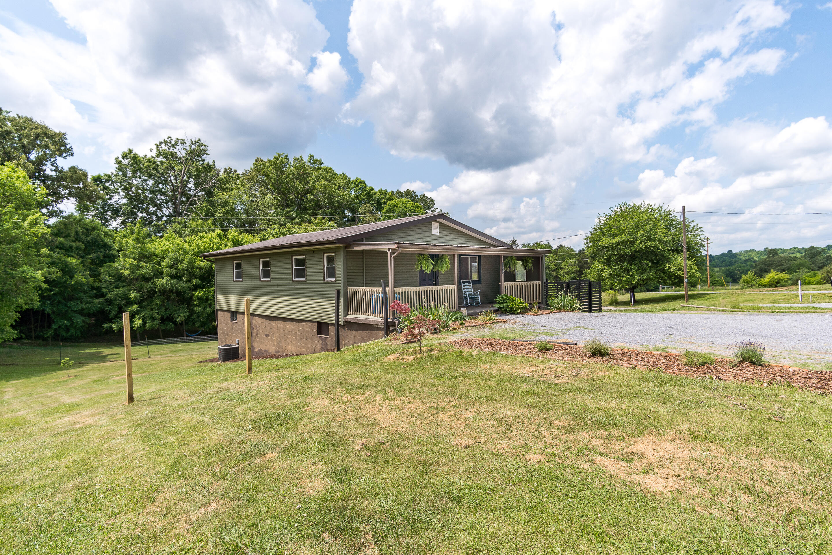 133 Kitzmiller Road Gray, TN 37615 - Photo 4 of 40 exterior-6