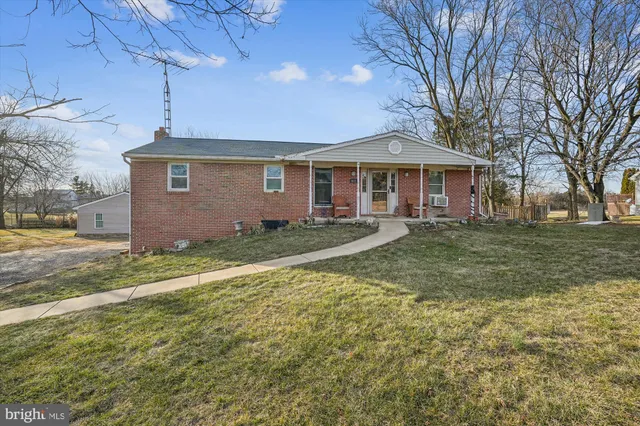 $550,000 | 8112 Arcadia Lane, Boonsboro, MD 21713