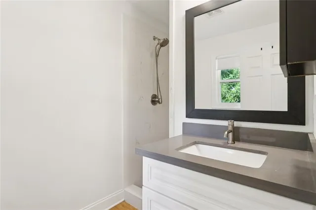 $3,000 | 304 West 6th Avenue, Covington, LA 70433