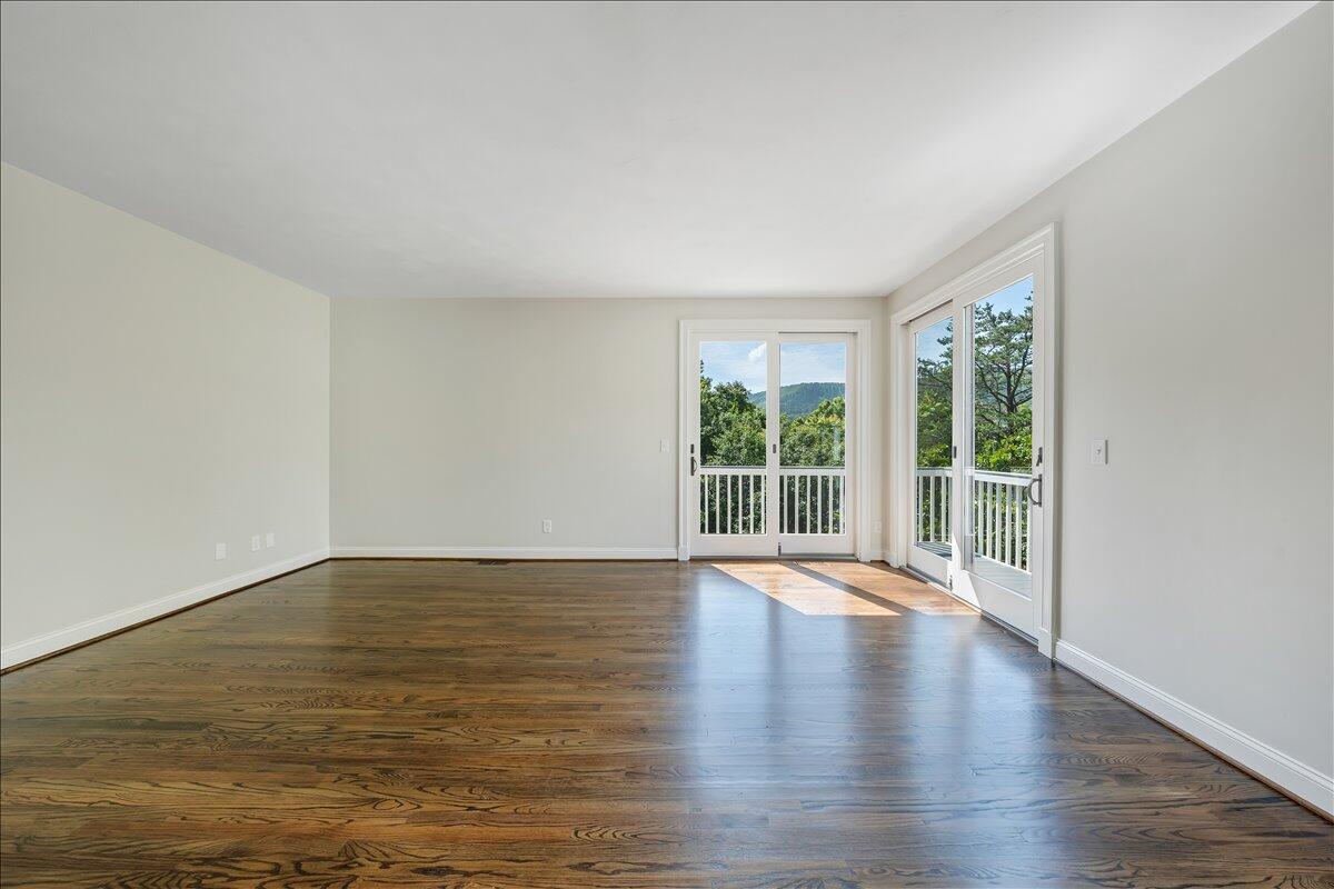 5322 Fox Den Road Roanoke, VA 24018 - Photo 34 of 82 035-MIB07876