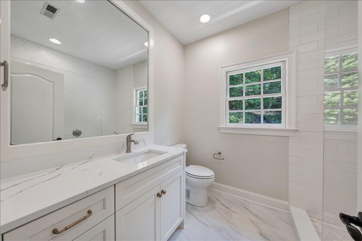 5322 Fox Den Road Roanoke, VA 24018 - Photo 56 of 82 068-MIB08038