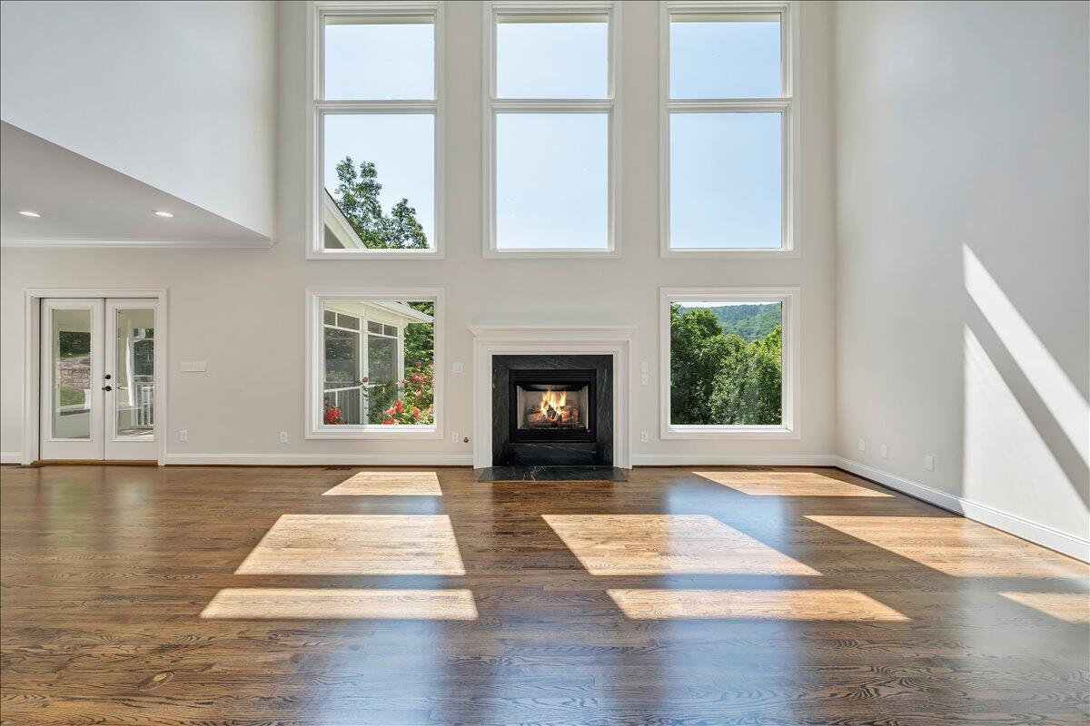5322 Fox Den Road Roanoke, VA 24018 - Photo 8 of 82 009-MIB07960