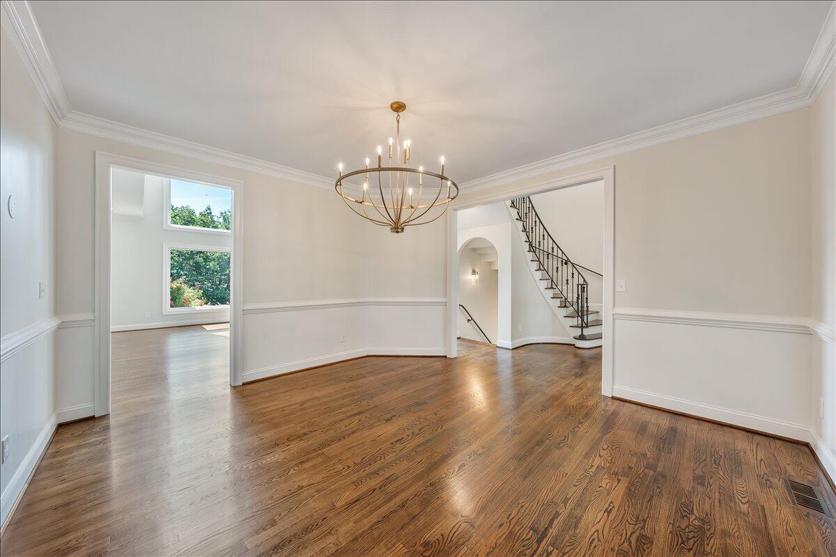 5322 Fox Den Road Roanoke, VA 24018 - Photo 10 of 82 011-MIB07966