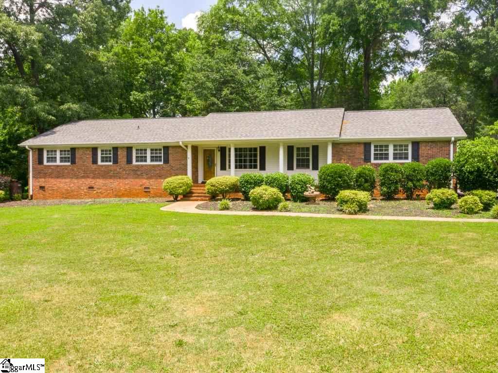 421 State Rd S-42-820 Inman, SC 29349 - Photo 1 of 36